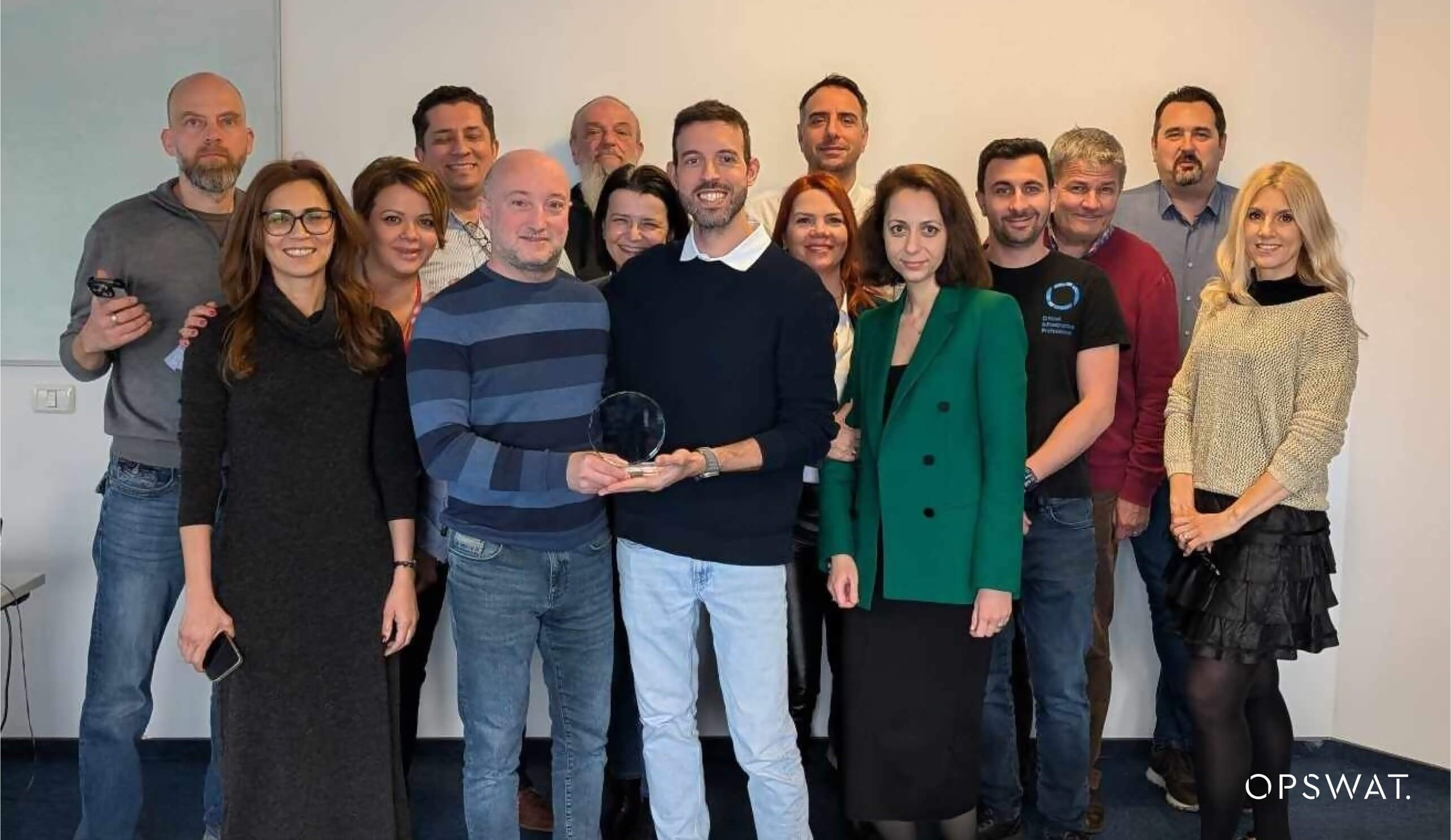 ProVision 團隊獲選羅馬尼亞年度最佳通路合作夥伴的照片