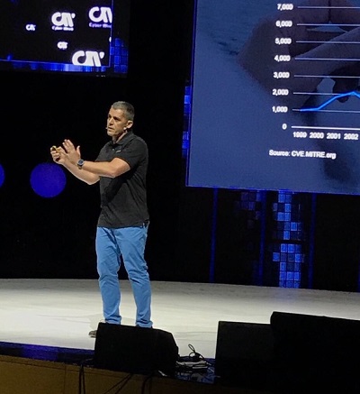 Benny Czarny on Stage at Cyber Week