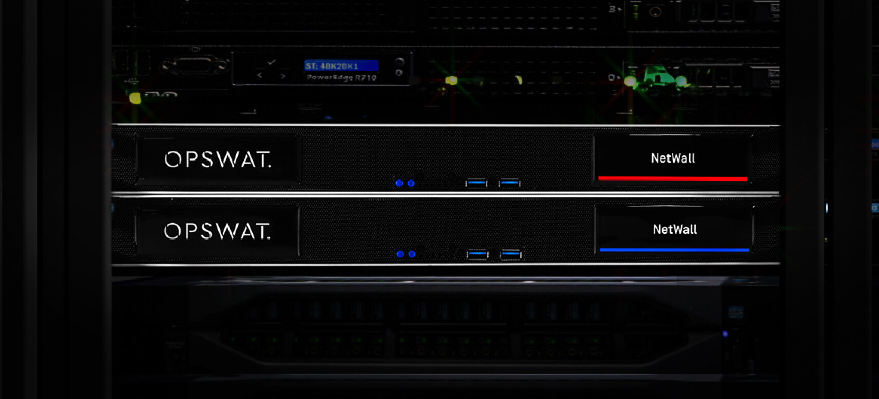 1U form faktöründe gösterilen opswat netwall ürün fotoğrafı