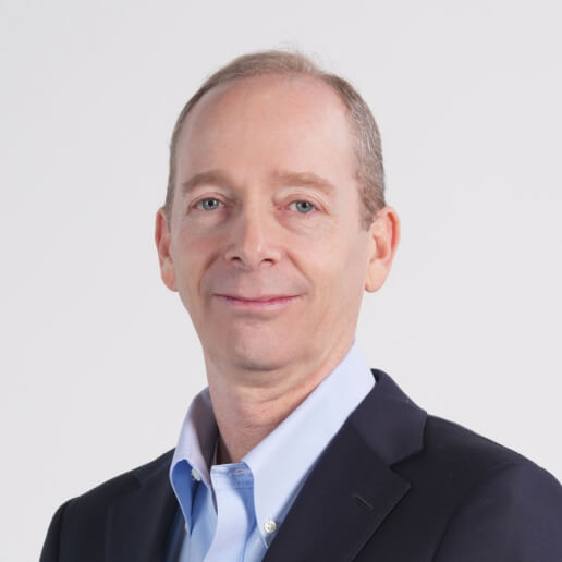 Headshot, Alessandro Porro, vicepreședinte al canalelor globale